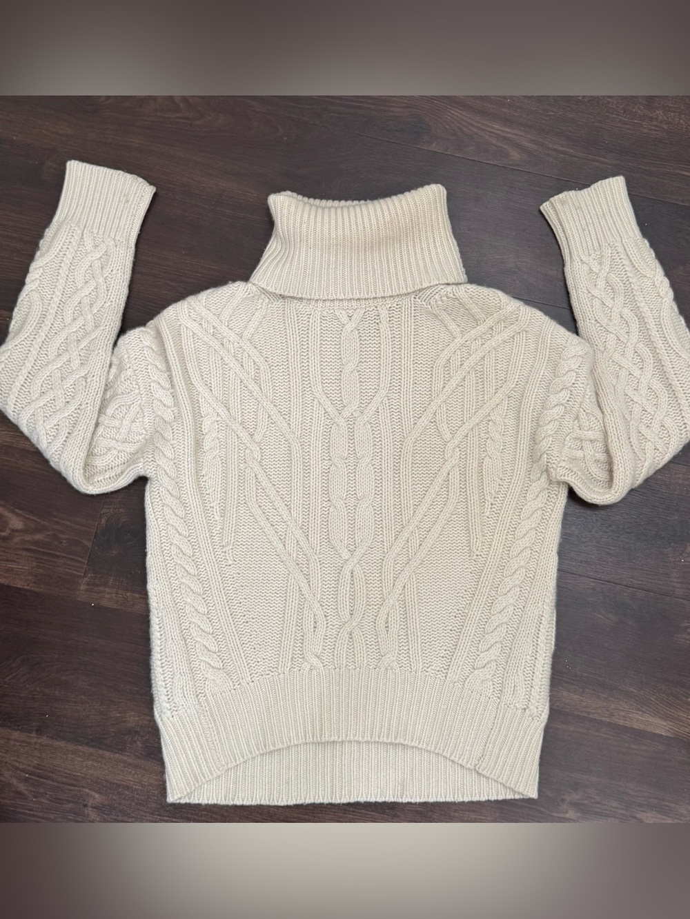 Nili Lotan Ezren Cable-Knit Cashmere Turtleneck Sweater – Ivory (Size XS)